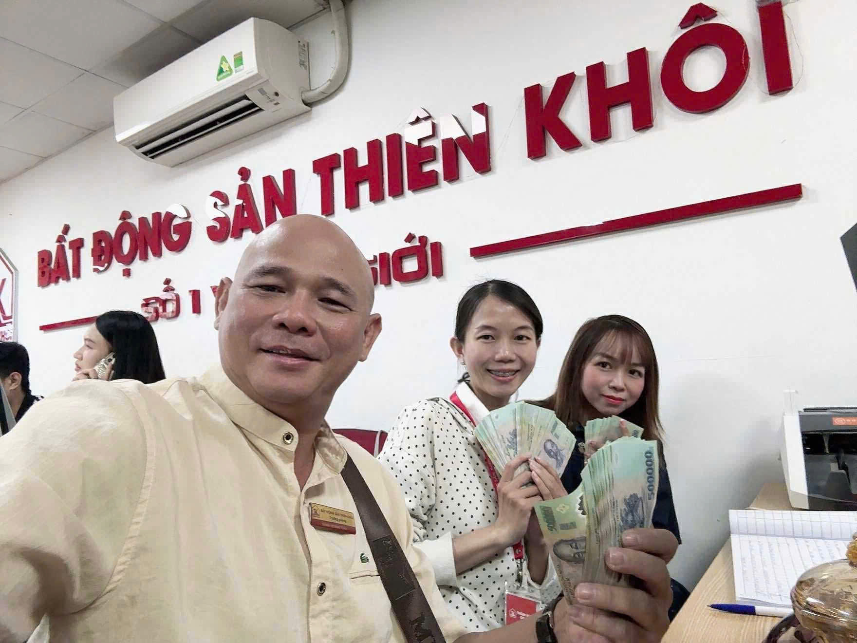 z7405656851650_4f1e61354fb07100288677f6ba4572a5 z7405656851650_4f1e61354fb07100288677f6ba4572a5